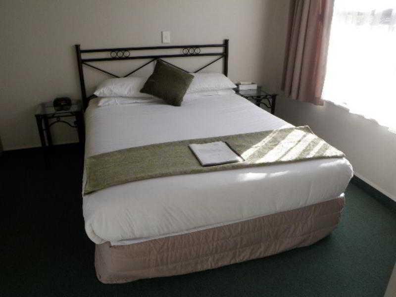 Durham Court Motor Inn Tauranga Exterior photo